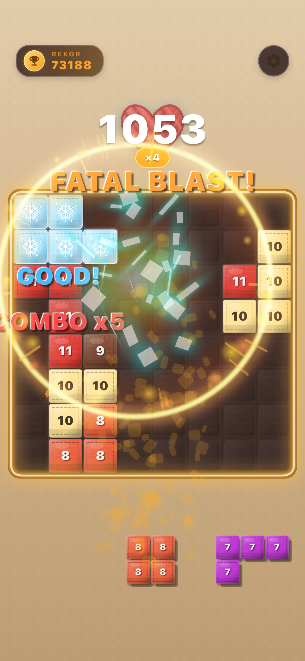 Block Crush blast combo screenshot